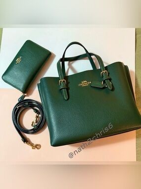 Coach Mollie Tote 25 Bag in Everglades Green & Leather Coach ID Zip Wallet.